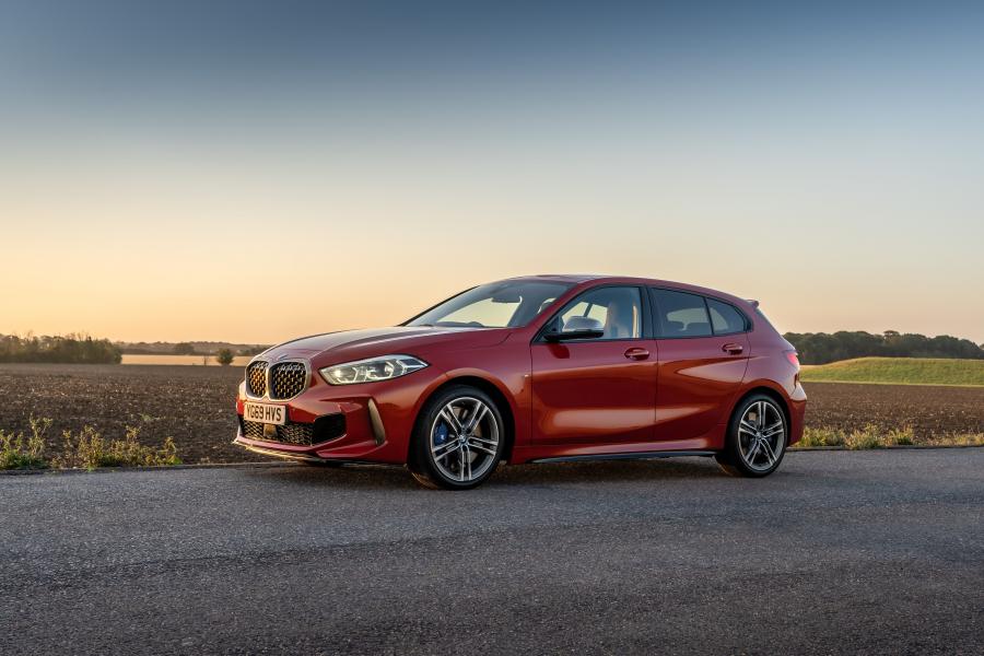  BMW M135i xDrive (F40) 2019 года  (UK) (фото 30 из 50)